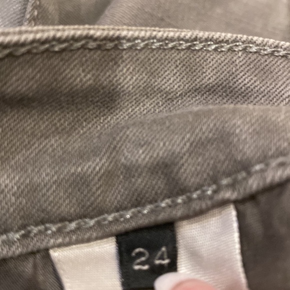 VINCE GRAY JEAN WITH  PLASTIC COATING STRIPS INSIDE SEAM & ' OUTSIDE - Picture 10 of 16